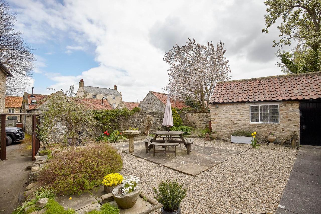 Host & Stay - Buckingham Square Helmsley Eksteriør billede